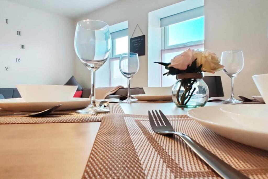 Brand New Designer Apartments In Liverpool - Newsham Park L6 エクステリア 写真