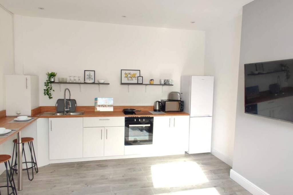 Brand New Designer Apartments In Liverpool - Newsham Park L6 エクステリア 写真