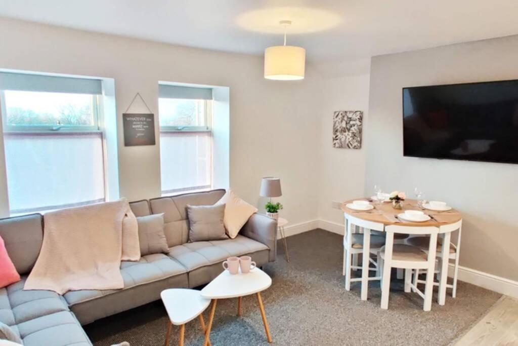Brand New Designer Apartments In Liverpool - Newsham Park L6 エクステリア 写真